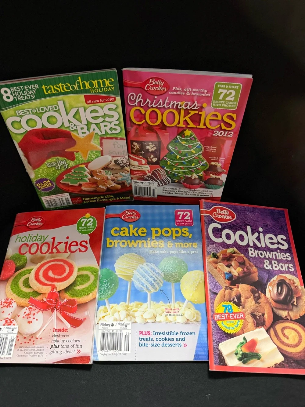 Betty Crocker/ Taste of Home Assorted Cookbook Collection